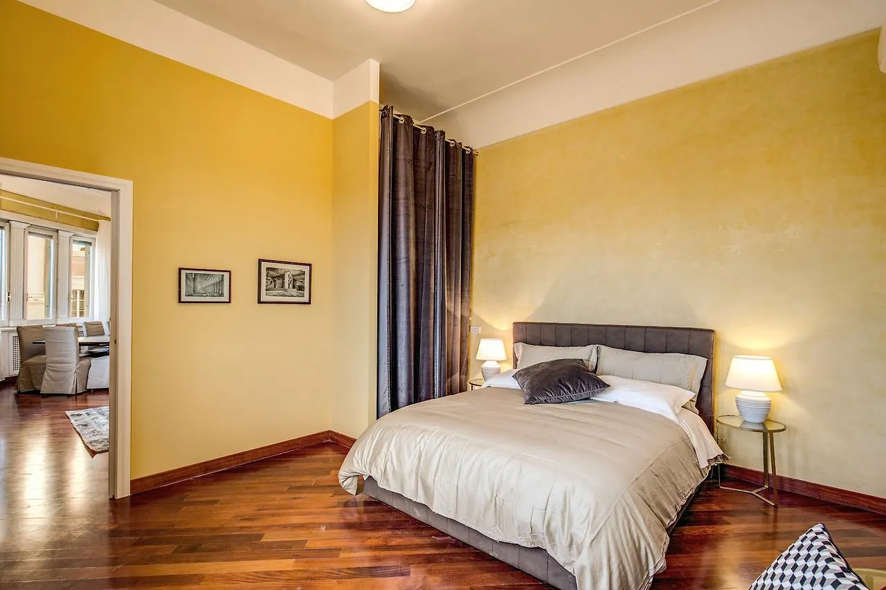 Downtown Srl - Imperial Panorama Penthouse Apartman Róma