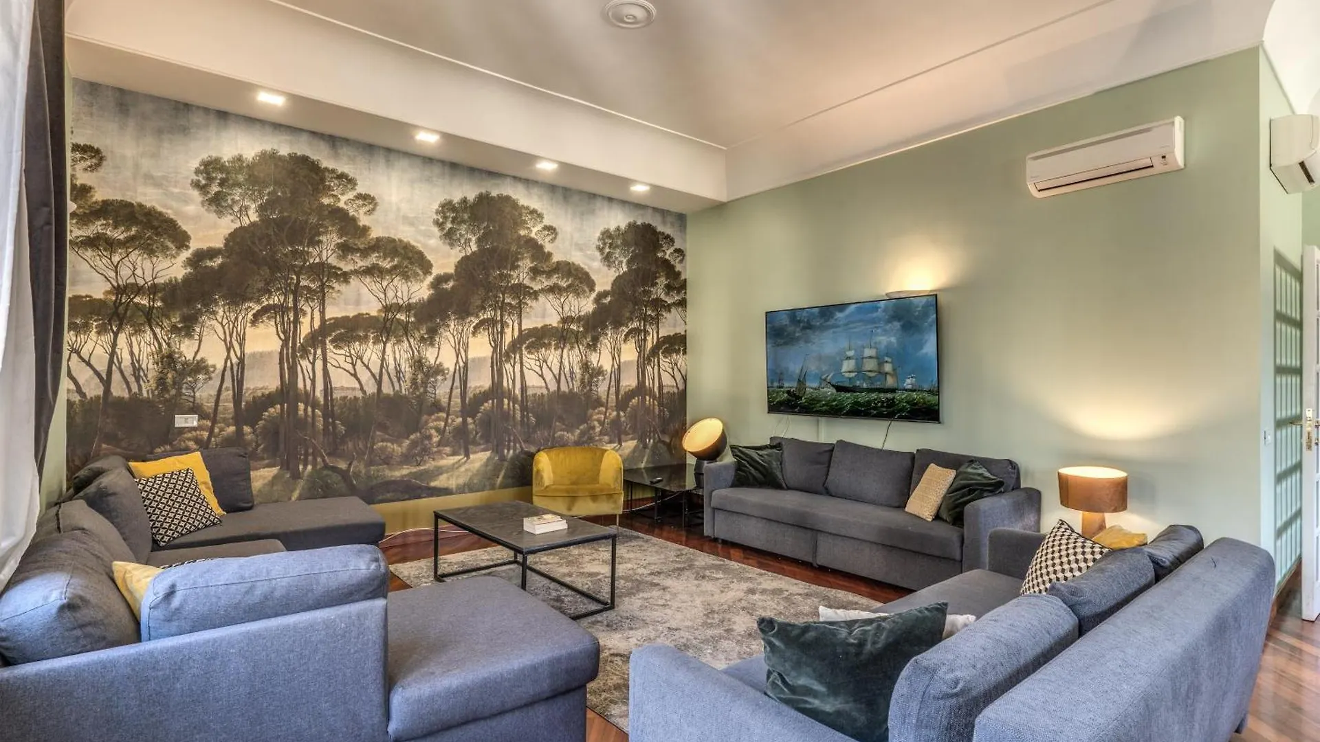 Downtown Srl - Imperial Panorama Penthouse Apartment Rome Italy